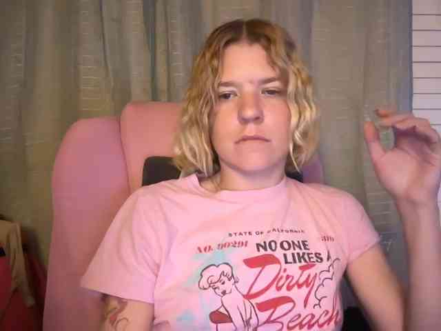 AmericnBarbie webcam