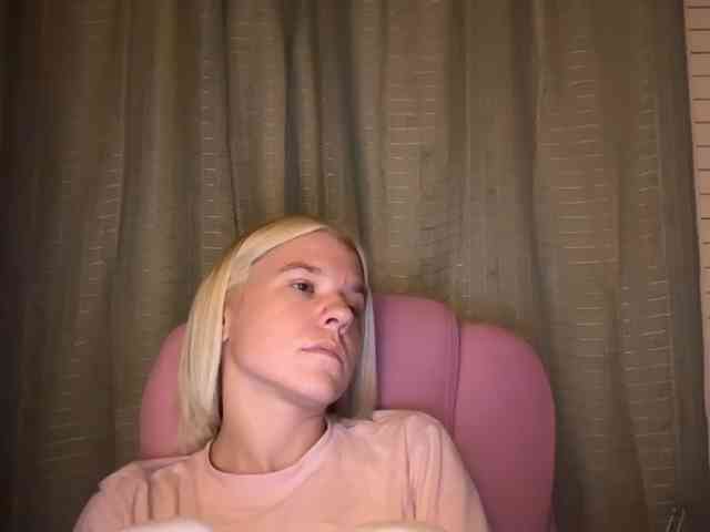 AmericnBarbie webcam
