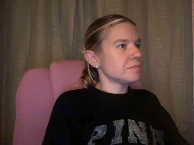 AmericnBarbie webcam