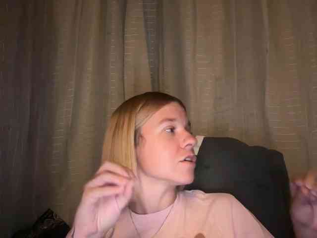 AmericnBarbie webcam