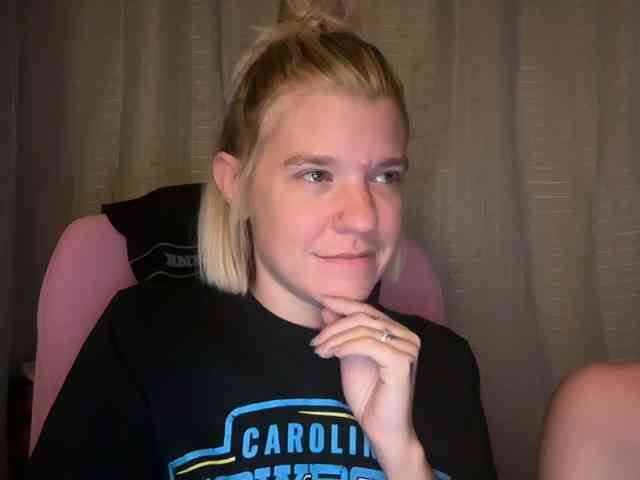 AmericnBarbie webcam