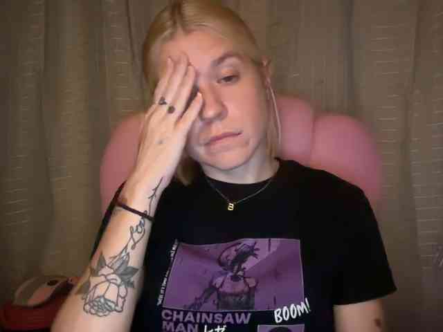 AmericnBarbie webcam