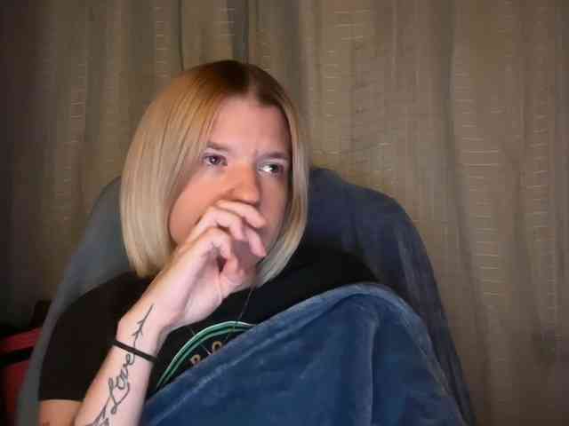 AmericnBarbie webcam
