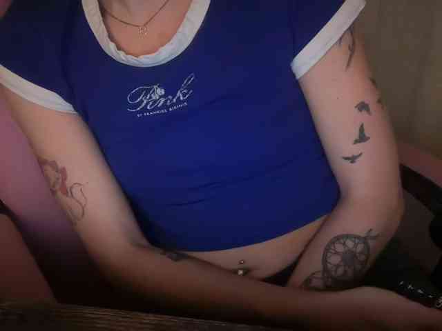 AmericnBarbie webcam
