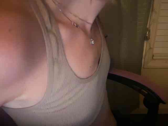 AmericnBarbie webcam