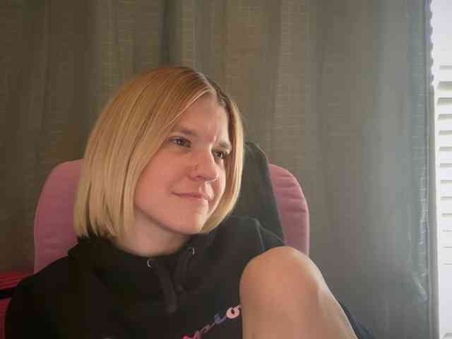 AmericnBarbie webcam