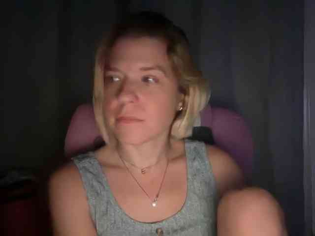 AmericnBarbie webcam