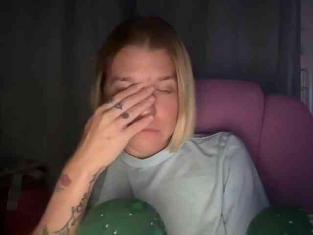 AmericnBarbie webcam