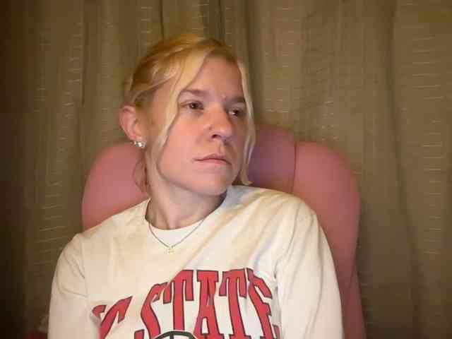 AmericnBarbie webcam