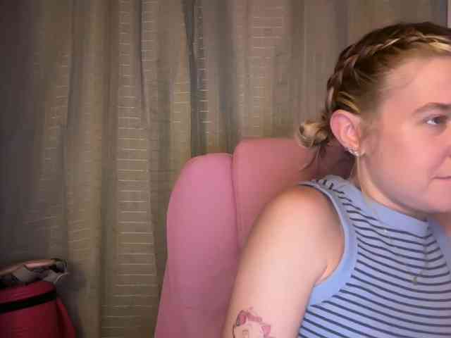 AmericnBarbie webcam