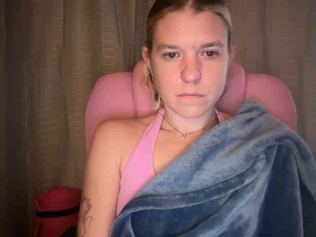 AmericnBarbie webcam