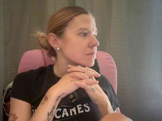 AmericnBarbie webcam
