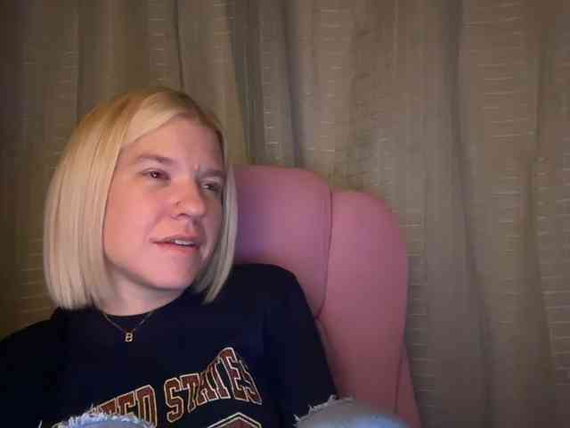 AmericnBarbie webcam