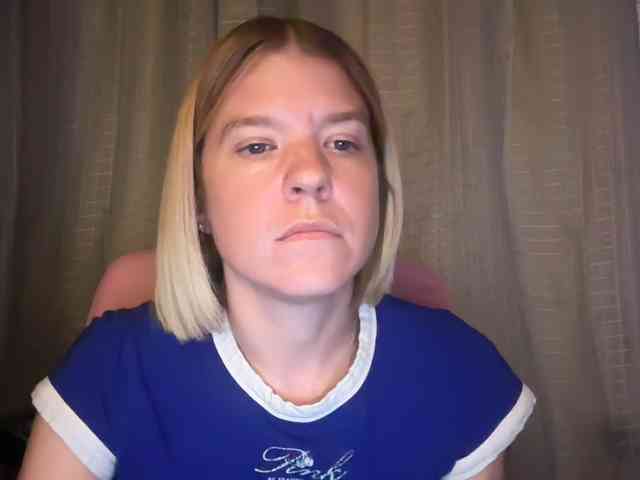 AmericnBarbie webcam