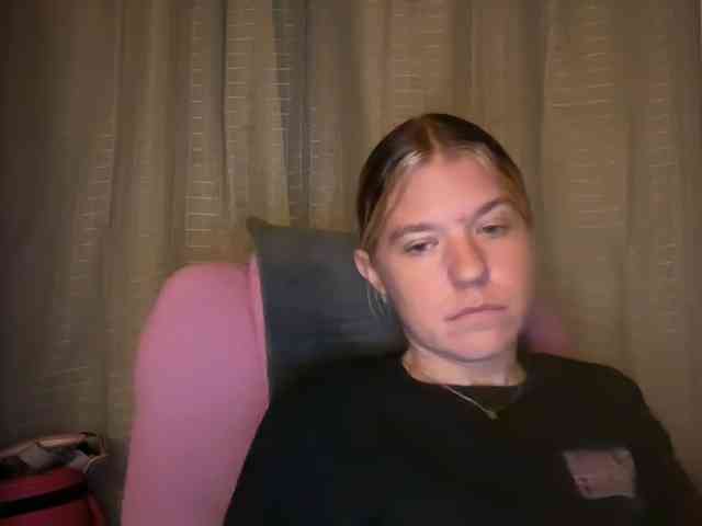 AmericnBarbie webcam