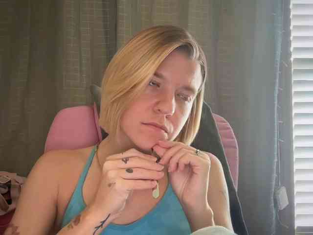 AmericnBarbie webcam