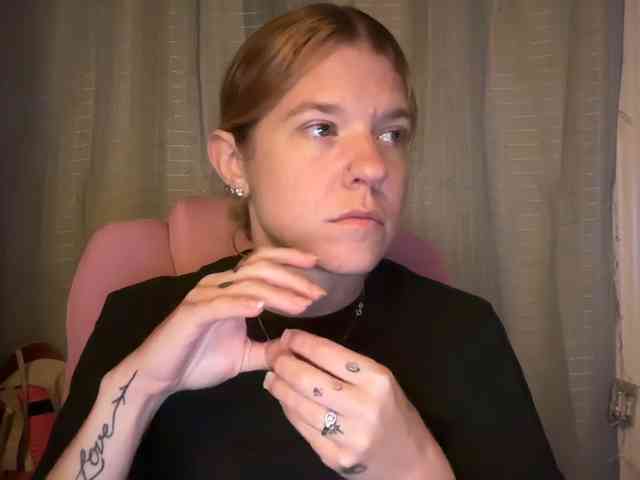 AmericnBarbie webcam