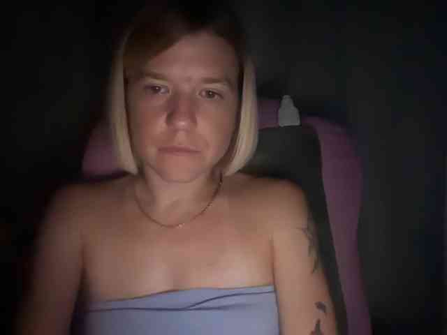 AmericnBarbie webcam