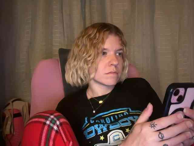 AmericnBarbie webcam