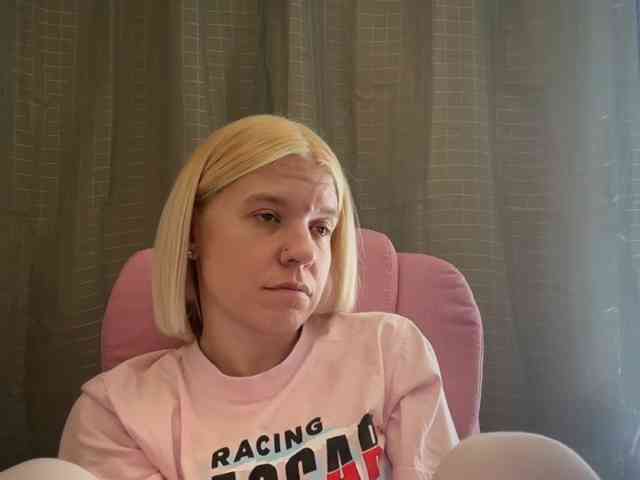 AmericnBarbie webcam