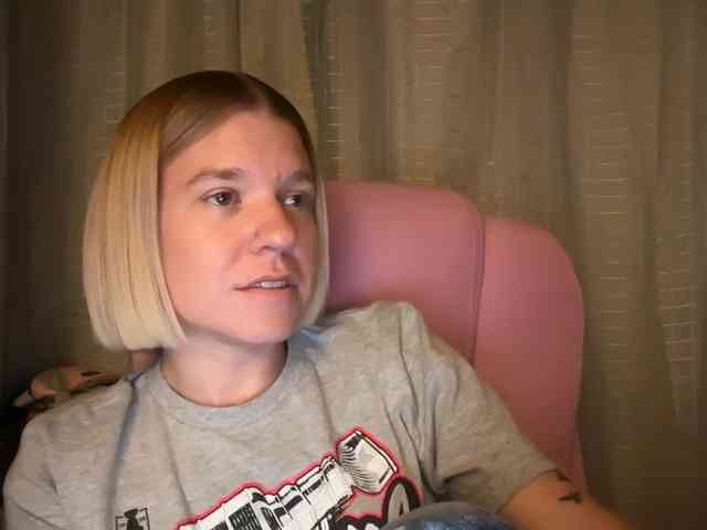 AmericnBarbie webcam