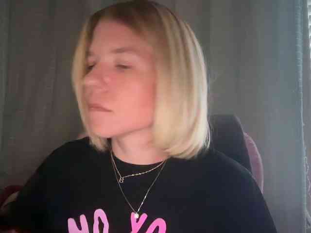 AmericnBarbie webcam