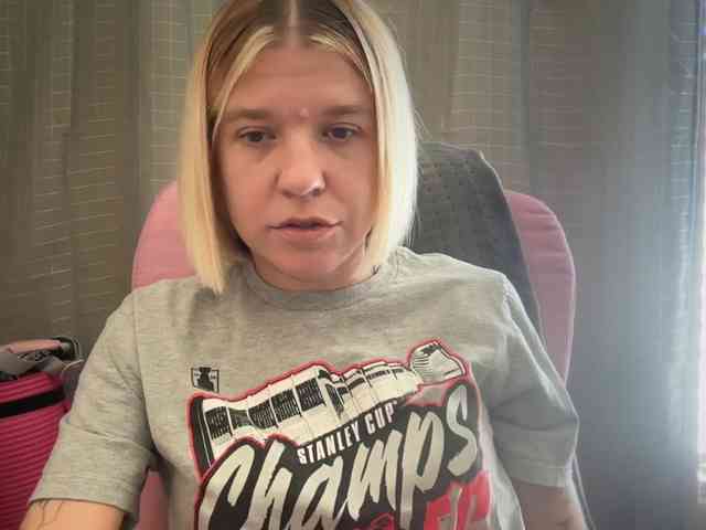 AmericnBarbie webcam