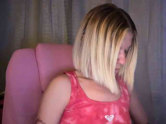 AmericnBarbie webcam