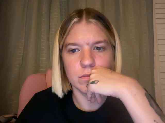 AmericnBarbie webcam