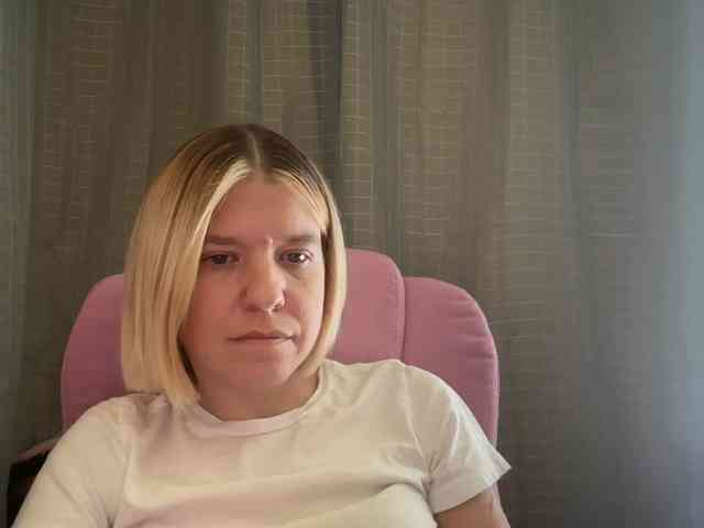 AmericnBarbie webcam