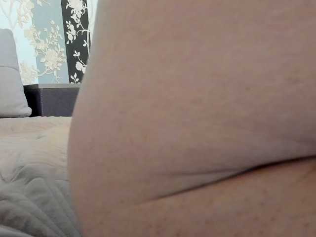 3Adele3, live now on BongaCams