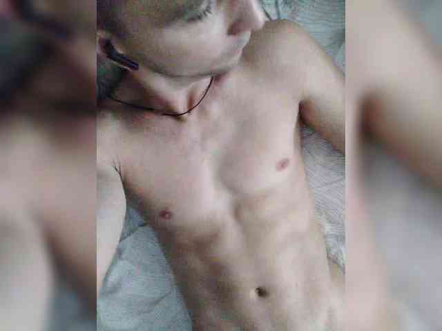 Edvardvancole Live Webcam on BongaCams