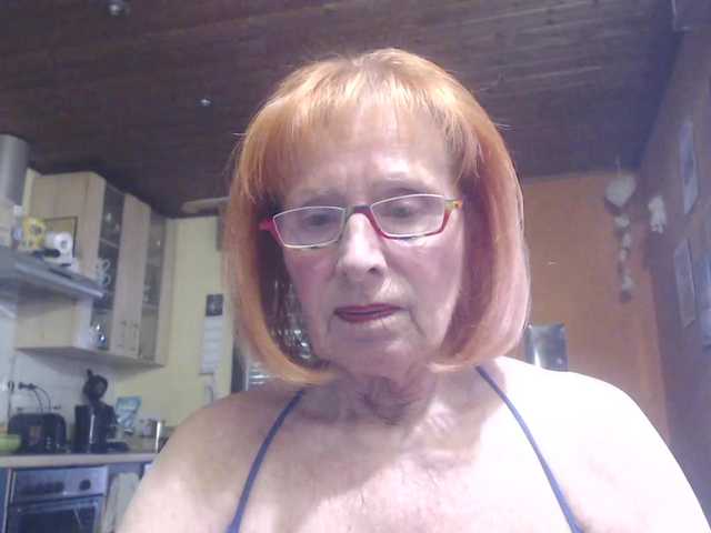 Sexysilvie live cam on BongaCams