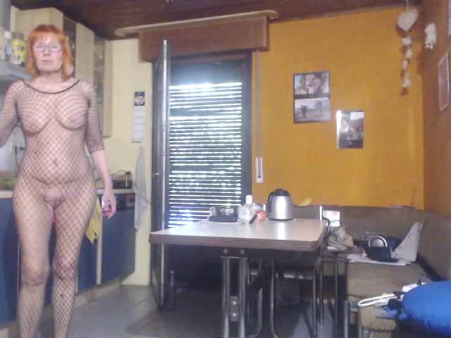 Sexysilvie live webcam show