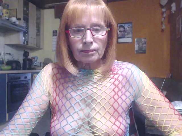 Sexysilvie live cam on BongaCams