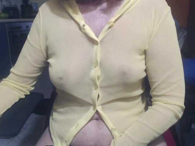 Sexysilvie live cam on BongaCams
