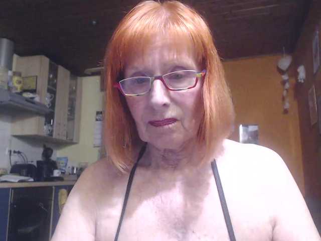 Sexysilvie live webcam show