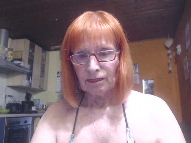 Sexysilvie live webcam show