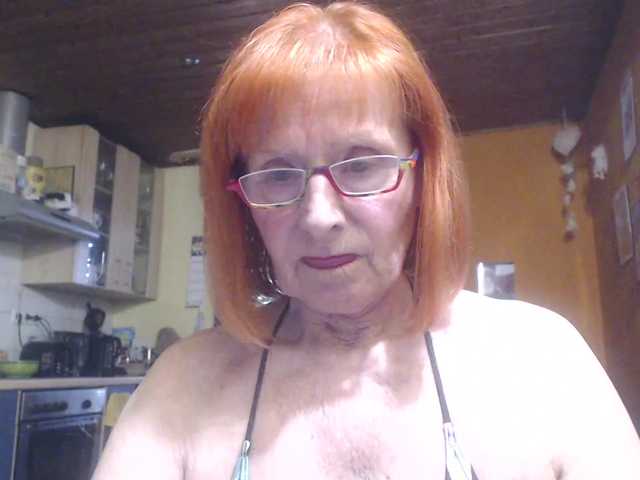 Sexysilvie live webcam show