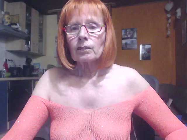 Sexysilvie live webcam show