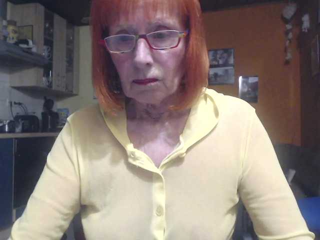 Sexysilvie live webcam show