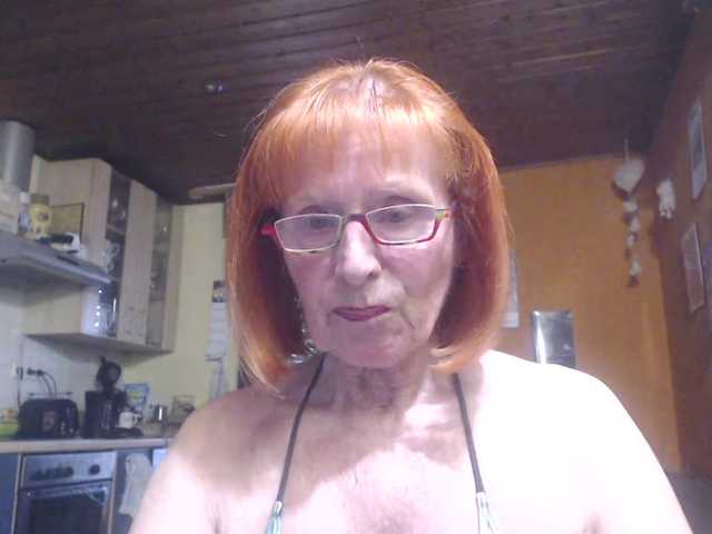 Sexysilvie live webcam show