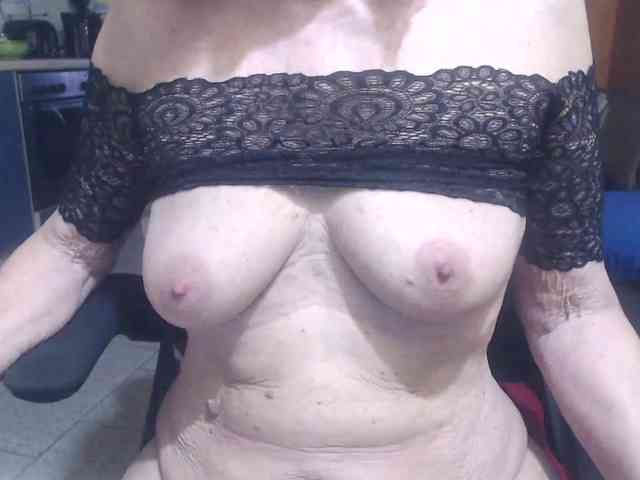 Model: Sexysilvie