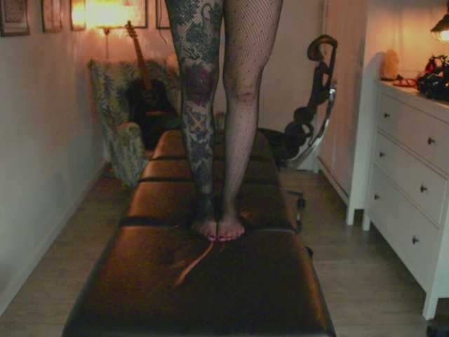 SandyMISS live webcam show