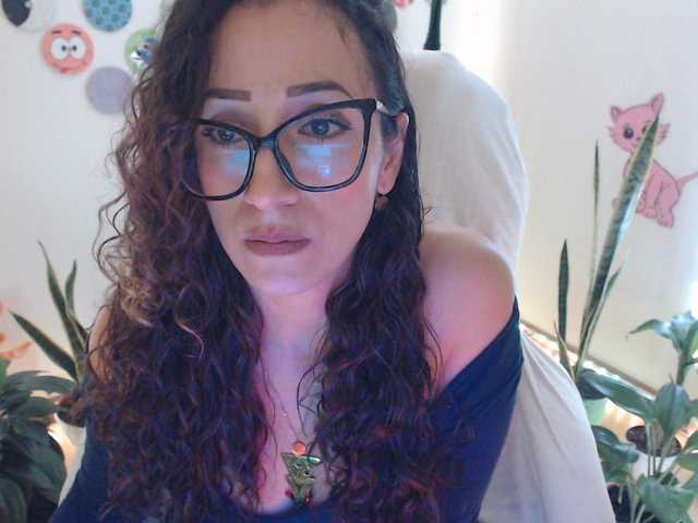 bomboncita288 live webcam show