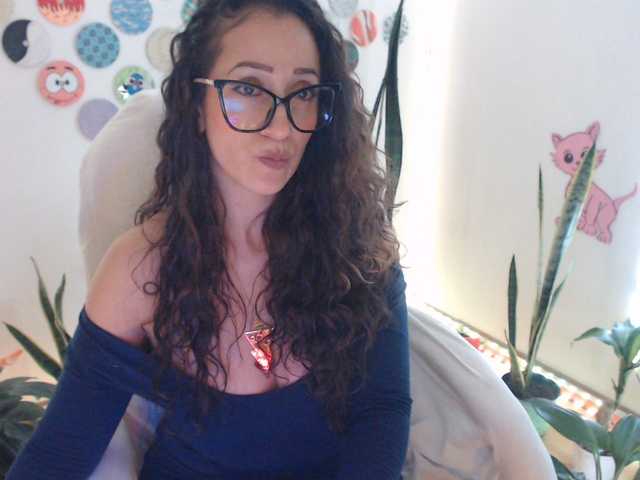 bomboncita288 live webcam show