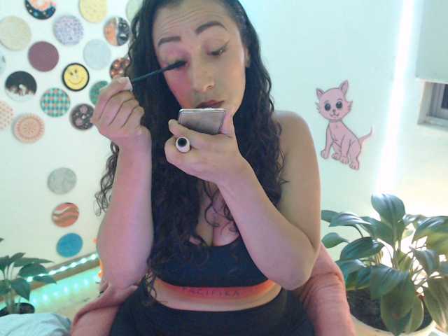 bomboncita288 live cam on BongaCams