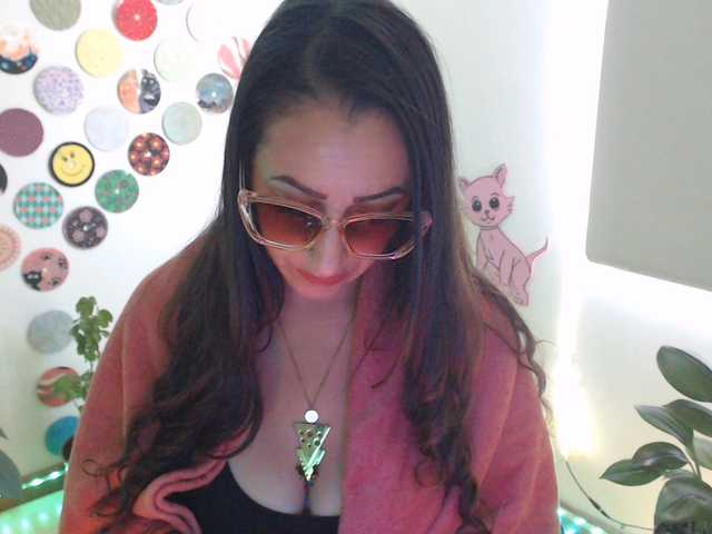 bomboncita288 live cam on BongaCams