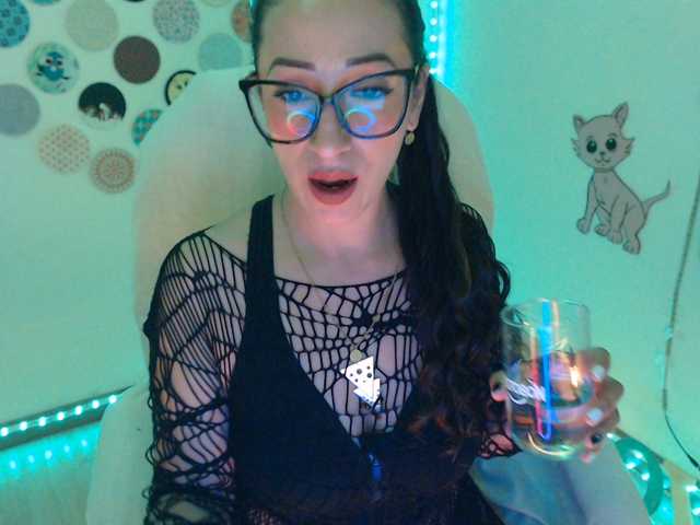 bomboncita288 live cam on BongaCams