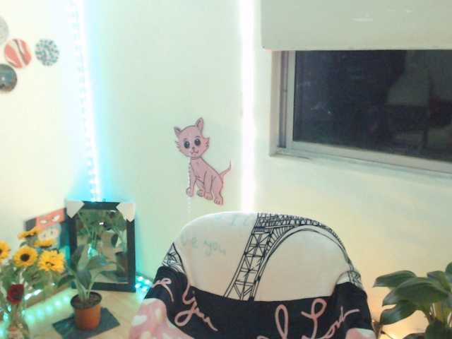 bomboncita288 — live female cam